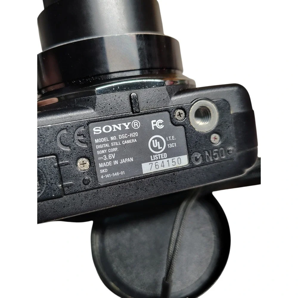 SONY DSC-H20‎ CAMERA